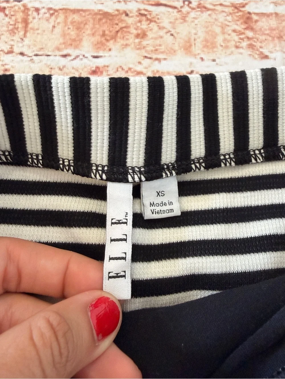 Elle Black and White Striped Pencil Skirt